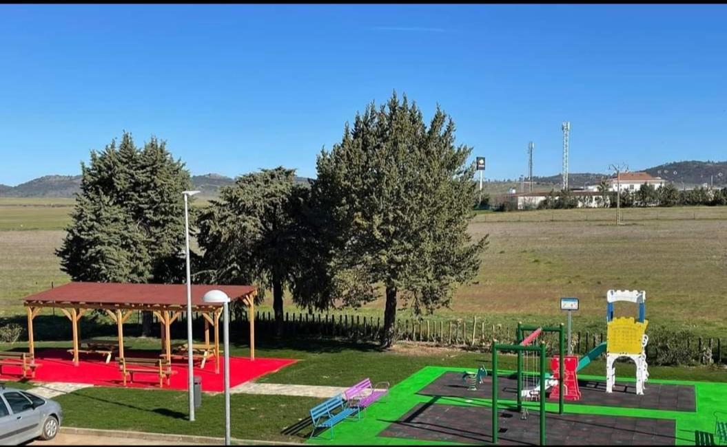 Posada De La Plata Valdesalor Buitenkant foto